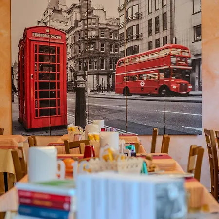 호텔 Piccadilly