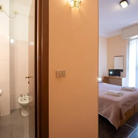 Piccadilly Hotel Varazze